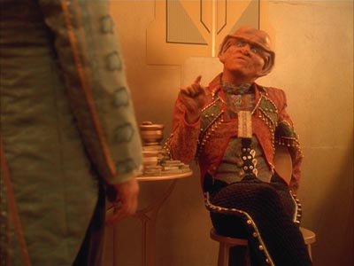 Star Trek: Deep Space Nine Screencaps "Body Parts" (S4:E25)