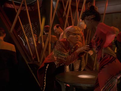 Star Trek: Deep Space Nine Screencaps "Body Parts" (S4:E25)