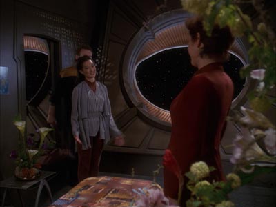 Star Trek: Deep Space Nine Screencaps "Body Parts" (S4:E25)