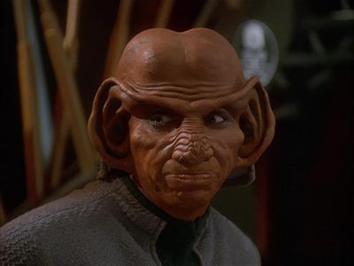 Star Trek: Deep Space Nine Screencaps "Body Parts" (S4:E25)