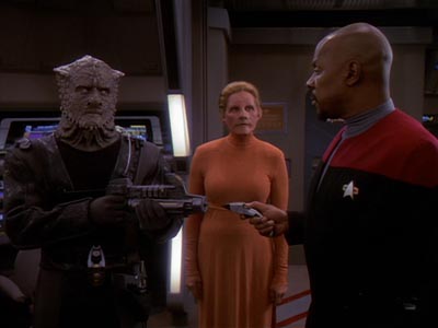 Star Trek: Deep Space Nine Screencaps "Broken Link" (S4:E26)