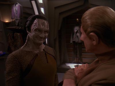 Star Trek: Deep Space Nine Screencaps "Broken Link" (S4:E26)