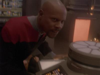 Star Trek: Deep Space Nine Screencaps "The Visitor" (S4:E3)