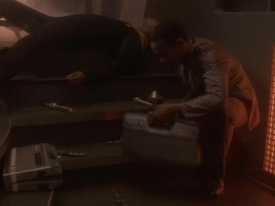 Star Trek: Deep Space Nine Screencaps "The Visitor" (S4:E3)