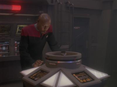 Star Trek: Deep Space Nine Screencaps "The Visitor" (S4:E3)