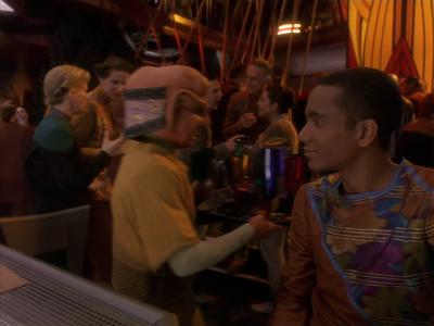 Star Trek: Deep Space Nine Screencaps "The Visitor" (S4:E3)