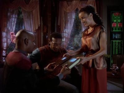 Star Trek: Deep Space Nine Screencaps "The Visitor" (S4:E3)