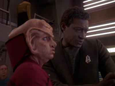 Star Trek: Deep Space Nine Screencaps "The Visitor" (S4:E3)