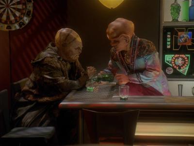 Star Trek: Deep Space Nine Screencaps "Hippocratic Oath" (S4:E4)