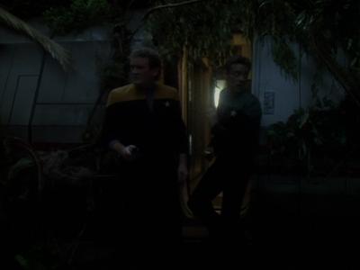 Star Trek: Deep Space Nine Screencaps "Hippocratic Oath" (S4:E4)