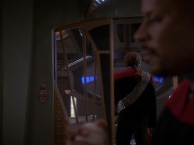 Star Trek: Deep Space Nine Screencaps "Hippocratic Oath" (S4:E4)
