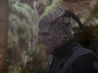 Star Trek: Deep Space Nine Screencaps "Hippocratic Oath" (S4:E4)
