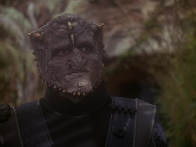 Star Trek: Deep Space Nine Screencaps "Hippocratic Oath" (S4:E4)