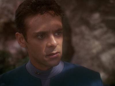 Star Trek: Deep Space Nine Screencaps "Hippocratic Oath" (S4:E4)