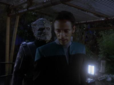 Star Trek: Deep Space Nine Screencaps "Hippocratic Oath" (S4:E4)