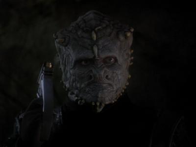 Star Trek: Deep Space Nine Screencaps "Hippocratic Oath" (S4:E4)