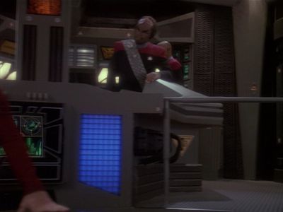 Star Trek: Deep Space Nine Screencaps "Indiscretion" (S4:E5)