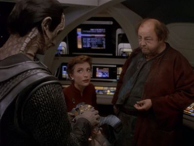 Star Trek: Deep Space Nine Screencaps "Indiscretion" (S4:E5)