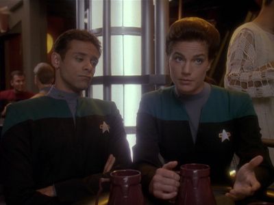Star Trek: Deep Space Nine Screencaps "Indiscretion" (S4:E5)