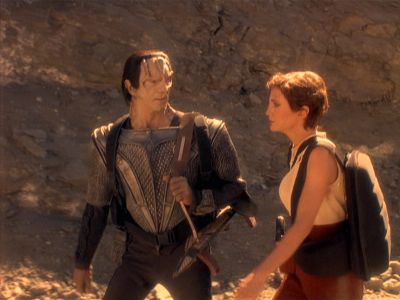 Star Trek: Deep Space Nine Screencaps "Indiscretion" (S4:E5)