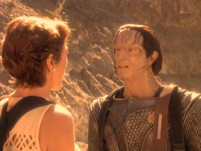 Star Trek: Deep Space Nine Screencaps "Indiscretion" (S4:E5)
