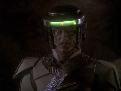 Star Trek: Deep Space Nine Screencaps "Indiscretion" (S4:E5)