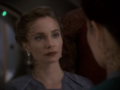 Star Trek: Deep Space Nine Screencaps "Rejoined" (S4:E6)