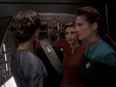 Star Trek: Deep Space Nine Screencaps "Rejoined" (S4:E6)