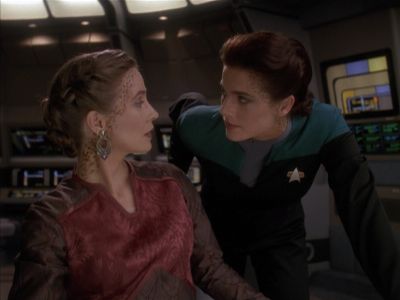 Star Trek: Deep Space Nine Screencaps "Rejoined" (S4:E6)
