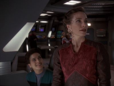 Star Trek: Deep Space Nine Screencaps "Rejoined" (S4:E6)