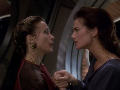 Star Trek: Deep Space Nine Screencaps "Rejoined" (S4:E6)