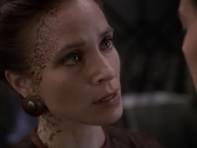 Star Trek: Deep Space Nine Screencaps "Rejoined" (S4:E6)
