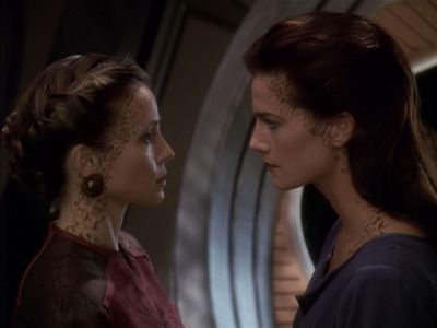 Star Trek: Deep Space Nine Screencaps "Rejoined" (S4:E6)