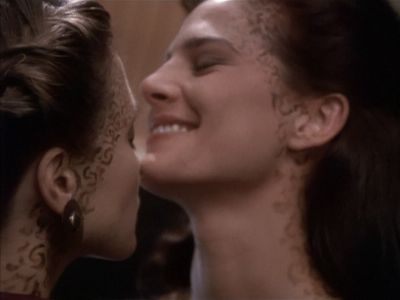 Star Trek: Deep Space Nine Screencaps "Rejoined" (S4:E6)
