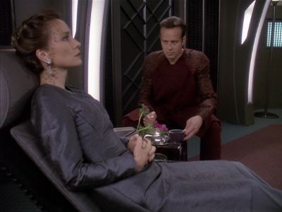 Star Trek: Deep Space Nine Screencaps "Rejoined" (S4:E6)
