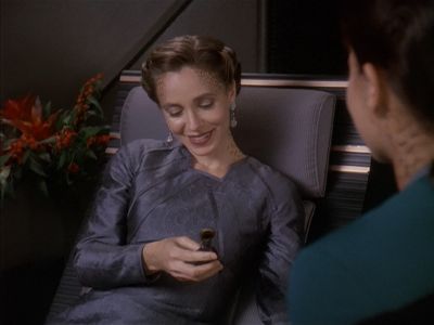 Star Trek: Deep Space Nine Screencaps "Rejoined" (S4:E6)