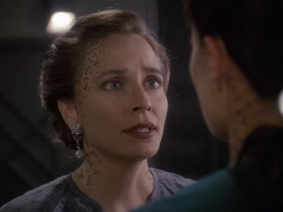 Star Trek: Deep Space Nine Screencaps "Rejoined" (S4:E6)