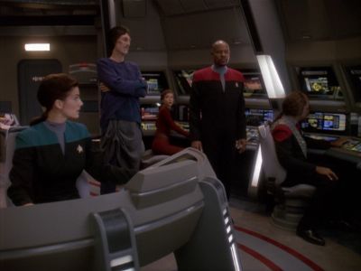 Star Trek: Deep Space Nine Screencaps "Starship Down" (S4:E7)