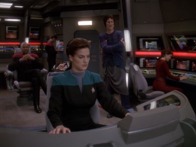 Star Trek: Deep Space Nine Screencaps "Starship Down" (S4:E7)