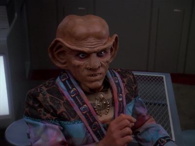 Star Trek: Deep Space Nine Screencaps "Starship Down" (S4:E7)