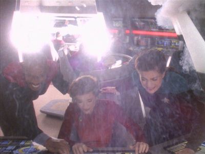 Star Trek: Deep Space Nine Screencaps "Starship Down" (S4:E7)