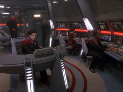 Star Trek: Deep Space Nine Screencaps "Starship Down" (S4:E7)