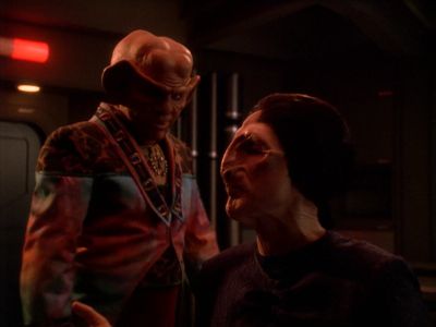 Star Trek: Deep Space Nine Screencaps "Starship Down" (S4:E7)