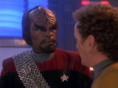 Star Trek: Deep Space Nine Screencaps "Starship Down" (S4:E7)