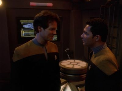 Star Trek: Deep Space Nine Screencaps "Starship Down" (S4:E7)
