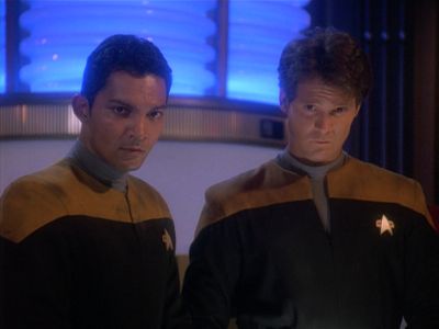 Star Trek: Deep Space Nine Screencaps "Starship Down" (S4:E7)