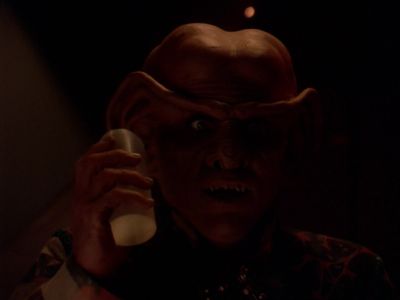 Star Trek: Deep Space Nine Screencaps "Starship Down" (S4:E7)