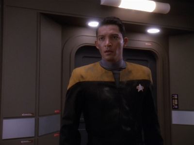 Star Trek: Deep Space Nine Screencaps "Starship Down" (S4:E7)