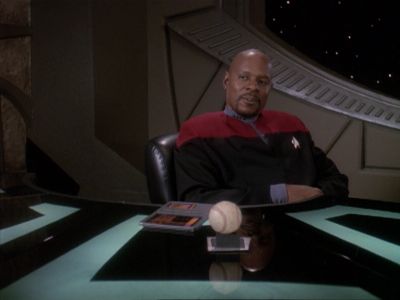 Star Trek: Deep Space Nine Screencaps "Starship Down" (S4:E7)