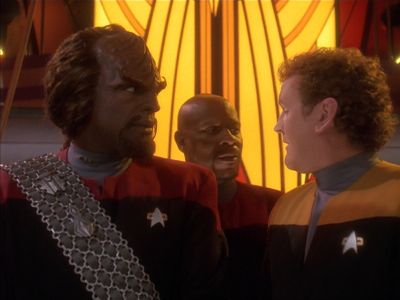 Star Trek: Deep Space Nine Screencaps "Little Green Men" (S4:E8)
